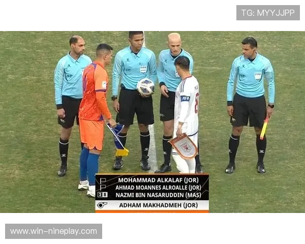 足球球星因犯规遭遇处罚背后原因分析及其对比赛的影响